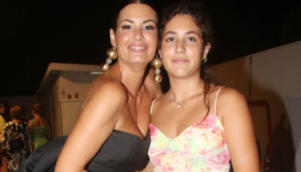 Μαρία Κορινθίου: Ο viral χορός με την κόρη της, Ισμήνη στο TikTok - Δείτε το βίντεο