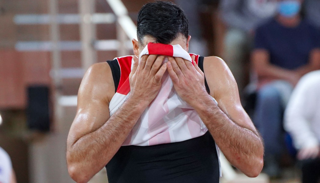Χαμός με πρώην παίκτη του Ολυμπιακού - Επίσημη καταγγελία από γνωστό ευρωπαϊκό σάιτ