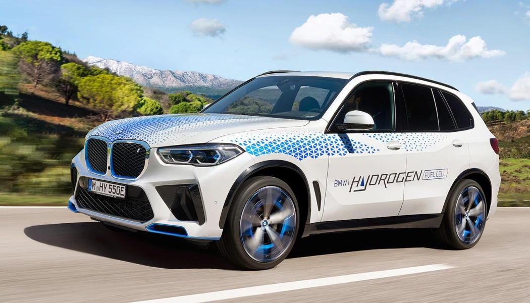 BMW: Έβγαλε στον δρόμο τα αυτοκίνητα με υδρογόνο