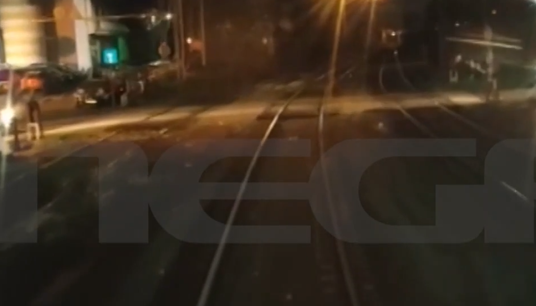 Τραγωδία στα Τέμπη: Σοκαριστικό βίντεο 20 λεπτά πριν την "τράκα" των τρένων, απετράπη και άλλη σύγκρουση