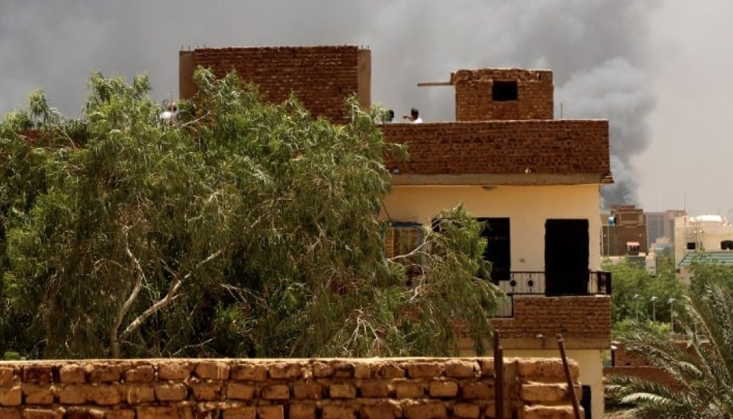 Χάος στο Σουδάν: Ντοκουμέντο μέσα από την Ελληνορθόδοξη Εκκλησία στο Χαρτούμ – Κόσμος εγκλωβισμένος στο ναό εν μέσω πυρών (Vid) 