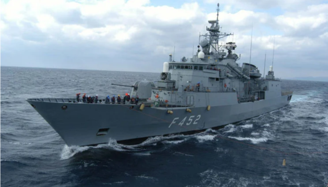 Πολεμικό Ναυτικό: Η φρεγάτα "ΚΙΜΩΝ" περιμένει "ΝΕΑΡΧΟ" – Αντίστροφη μέτρηση για την απόλυτη κυριαρχία στο Αιγαίο 