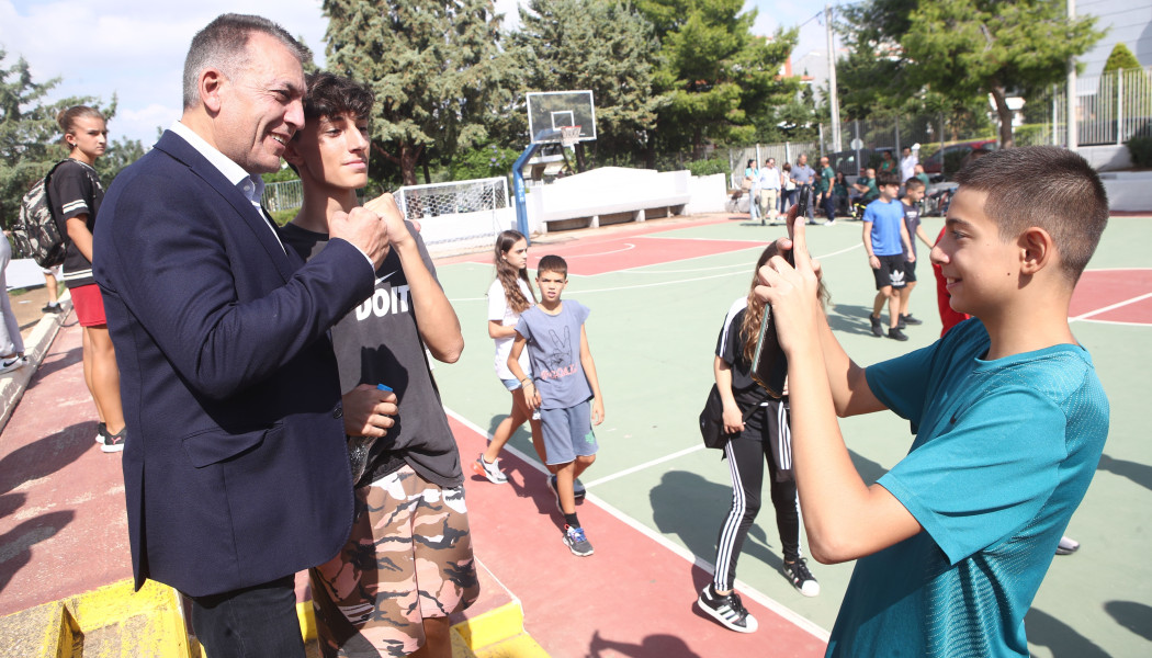 Βρούτσης: «Θα συνδέσουμε τον σχολικό αθλητισμό με τον αθλητισμό - Οι ομοσπονδίες να μπουν στα σχολεία»