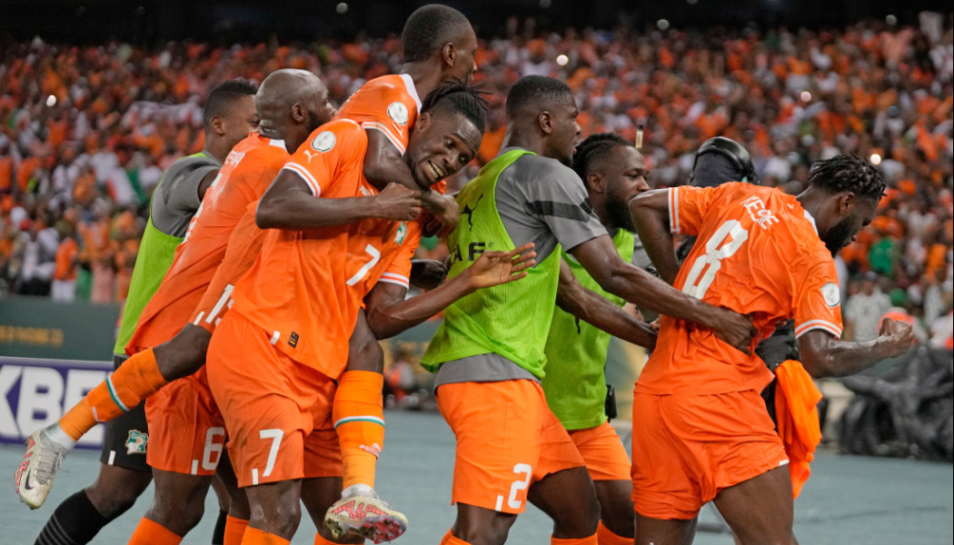 Δράμα για Εκόνγκ παρά το γκολ του στον τελικό - Το σήκωσε η Ακτή Ελεφαντοστού με επική ανατροπή! (Vid)