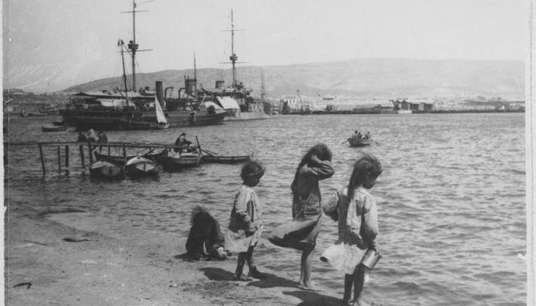 Αυτά είναι τα παιδιά του Πειραιά! Οι γαβριάδες που έγιναν το παρατσούκλι των οπαδών του Ολυμπιακού