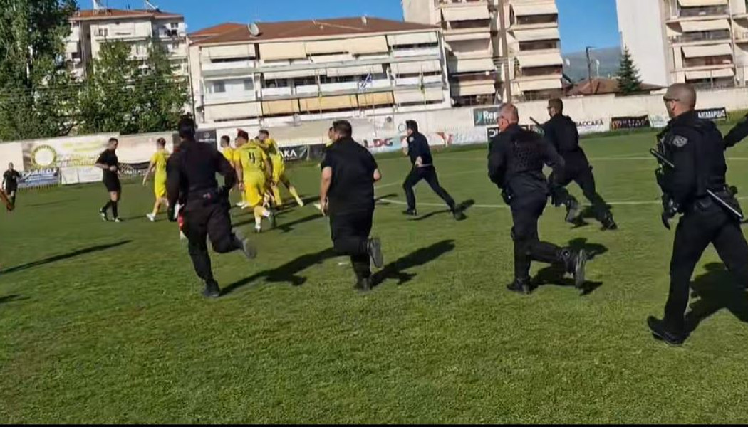 Απίστευτες σκηνές στο τοπικό: Η Αστυνομία γλίτωσε τον διαιτητή! (ΒΙΝΤΕΟ)
