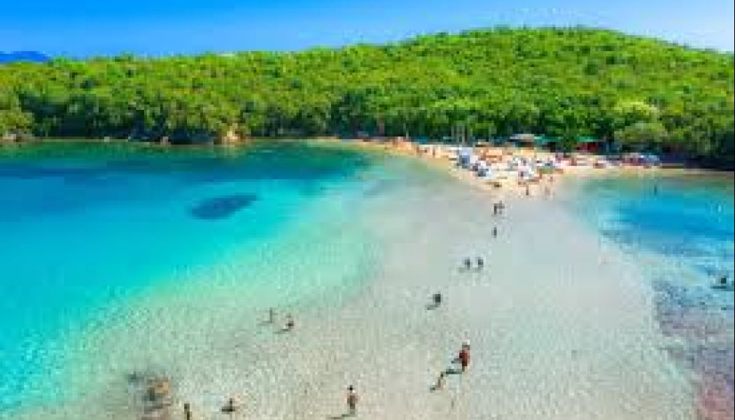 Η λίστα με τις παραλίες της Ελλάδας που θυμίζουν Καραϊβική