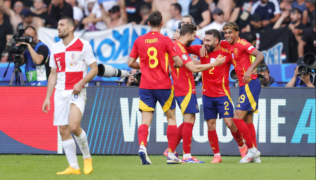 Με φόρα η Ισπανία στο Euro! 3-0 την Κροατία - Έχασε πέναλτι ο Πέτκοβιτς