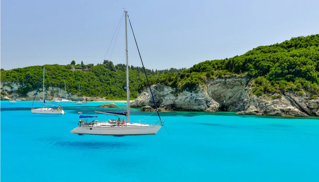 Πέντε εντυπωσιακές παραλίες δίπλα στην Αθήνα για μονοήμερη εκδρομή