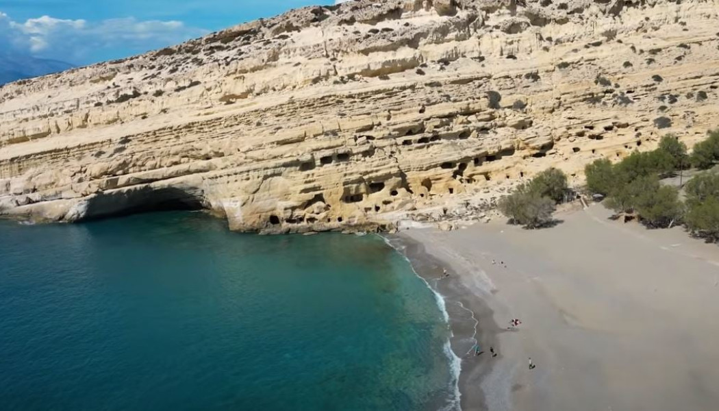 Παραλία σύμβολο! Είναι διάσημη και στο εξωτερικό