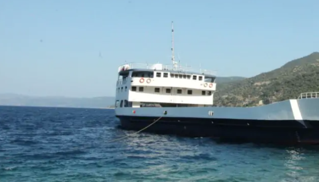 Σοκ σε ferry boat που πήγαινε στο Άγιον Όρος - Σκοτώθηκε ναυτικός