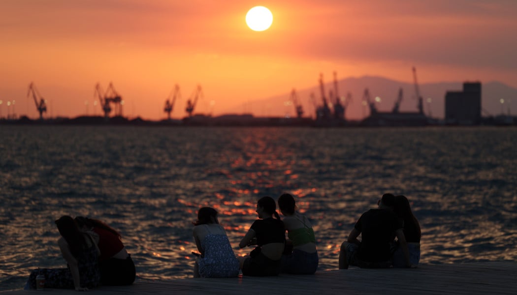 Ποια Χριστούγεννα; Έρχεται "θερμή" εισβολή στη χώρα με... "Ωμέγα Εμποδιστή"