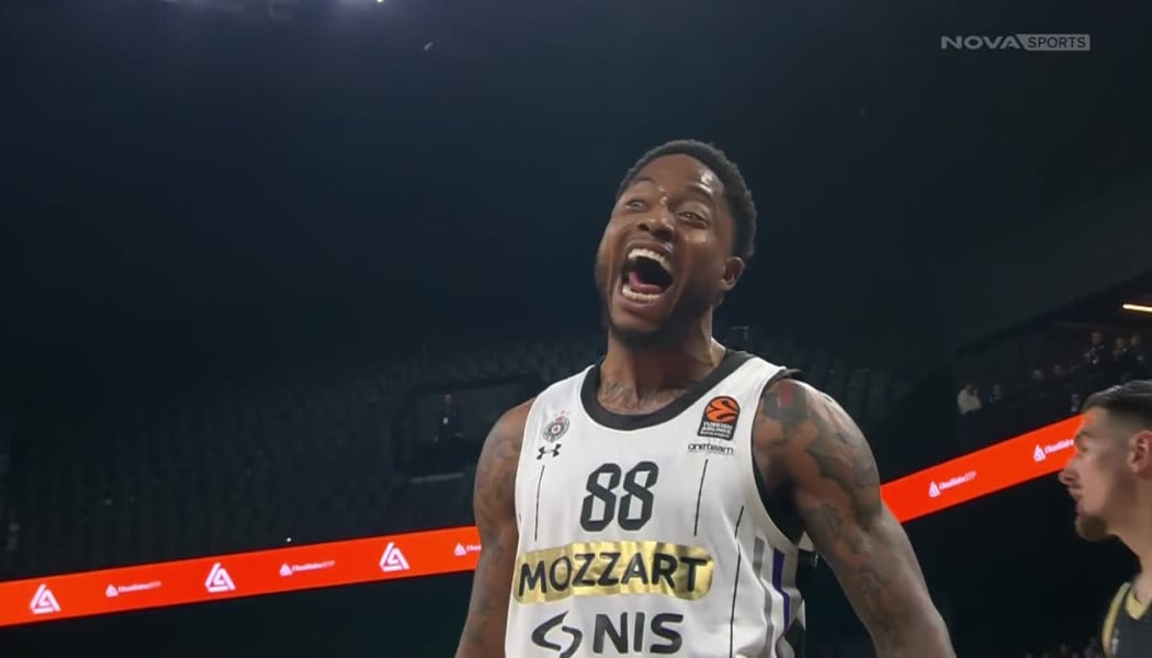 Αυτό είναι το κάρφωμα της χρονιάς στη Euroleague! (ΒΙΝΤΕΟ)