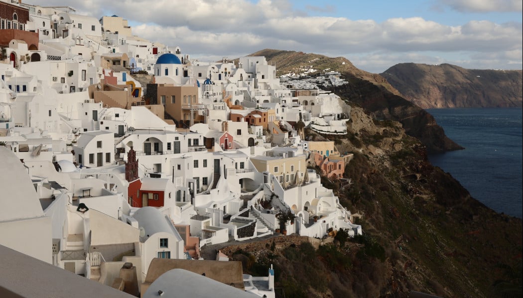 SOS! Φόβοι για πλιάτσικο στη Σαντορίνη