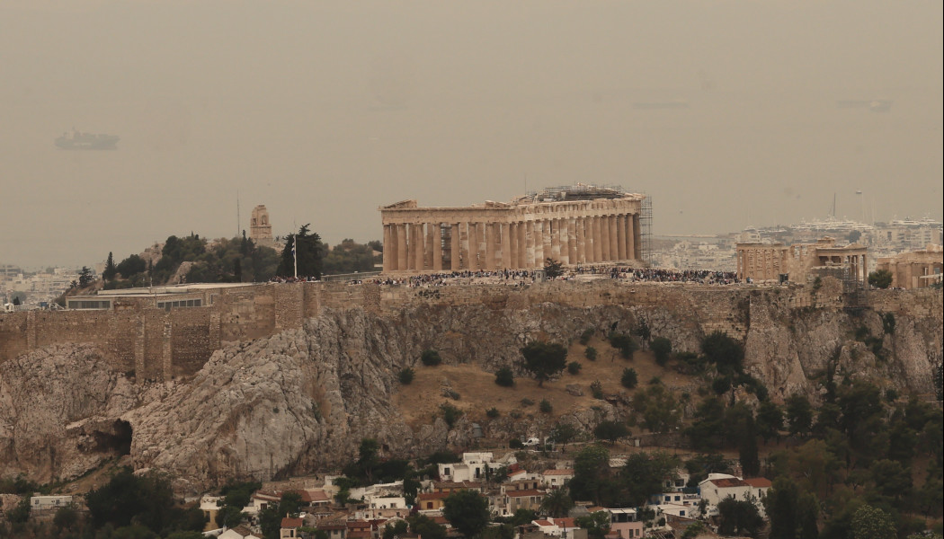 Αφρικανική σκόνη: Τι μπορεί να προκαλέσει και ποια είναι τα συμπτώματα