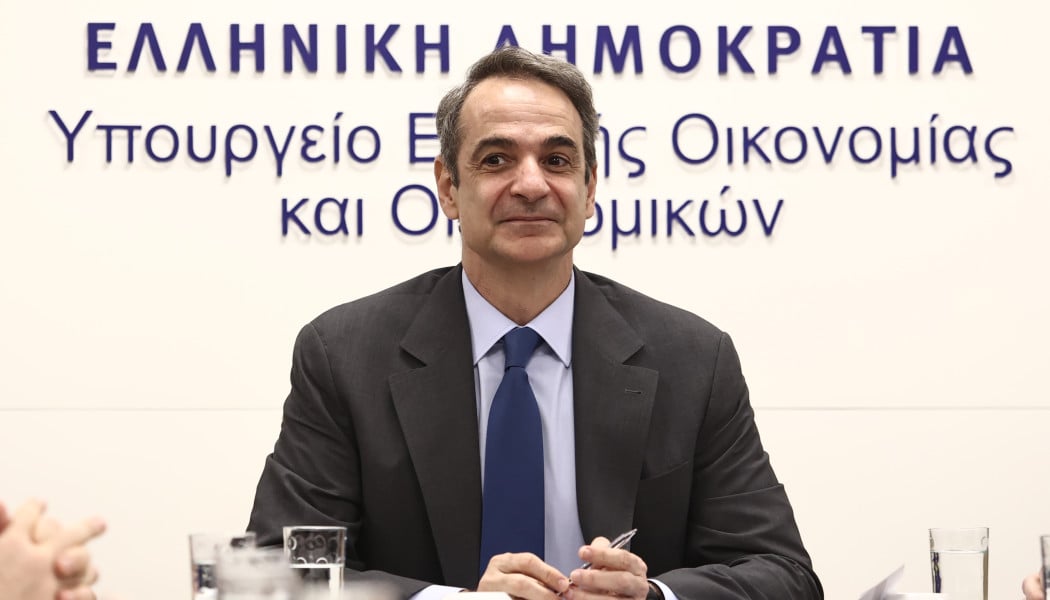 2 γραμμές στο Μαξίμου: Οι κεντρώοι και οι πιο σκληροί- Ποιοι έχασαν πόντους