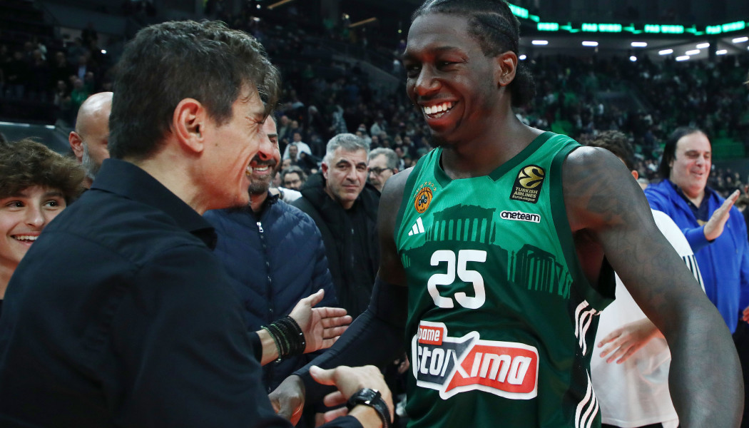 Και άλλη υπόκλιση από NBAer στον Κέντρικ Ναν ως MVP (ΦΩΤΟ)