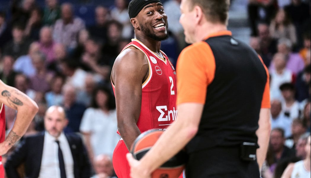 "Κράξιμο" στην επίσημη μετάδοση της Euroleague για διαιτησία και Ολυμπιακό!