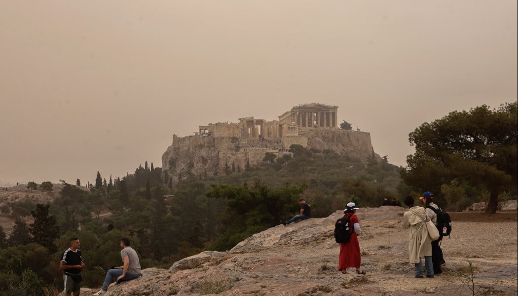 Επιστρέφει η αφρικανική σκόνη στην Ελλάδα - Οι 6 περιοχές που επηρεάζονται