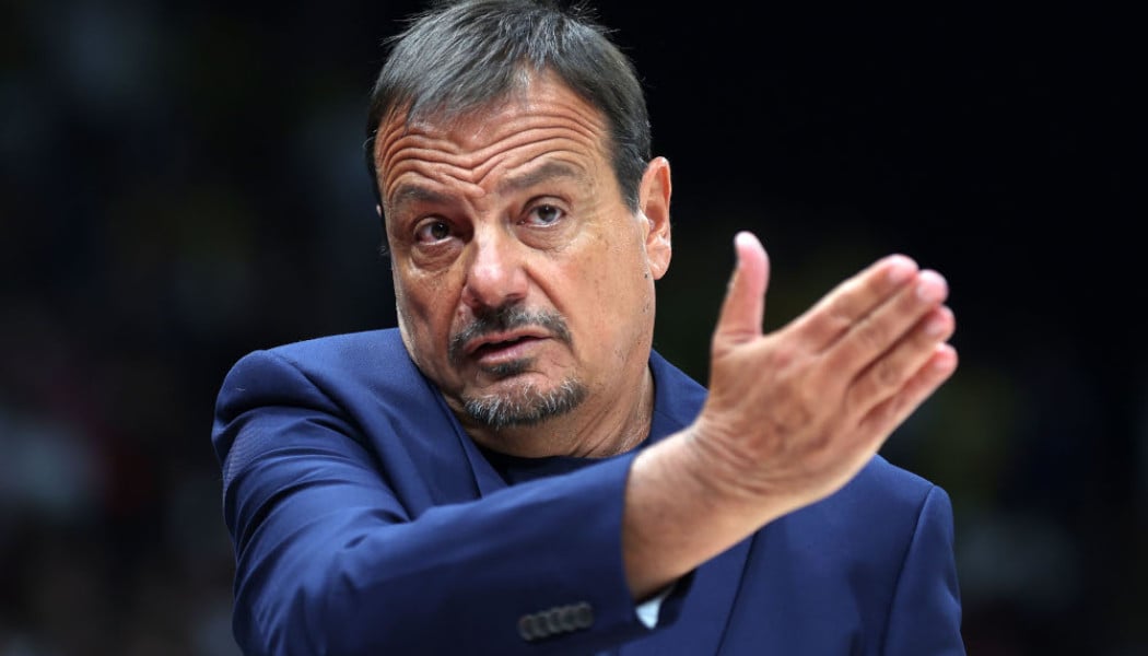 Ένταση στο ΣΕΦ: Έξαλλος Αταμάν και... απάντηση Βεζένκοφ-Παπανικολάου! (Vid)