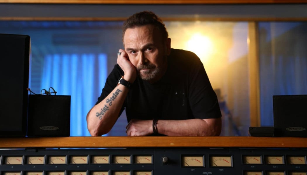 Μήνυμα από Σταμάτη Γονίδη! "Η αγάπη δεν πουλιέται"