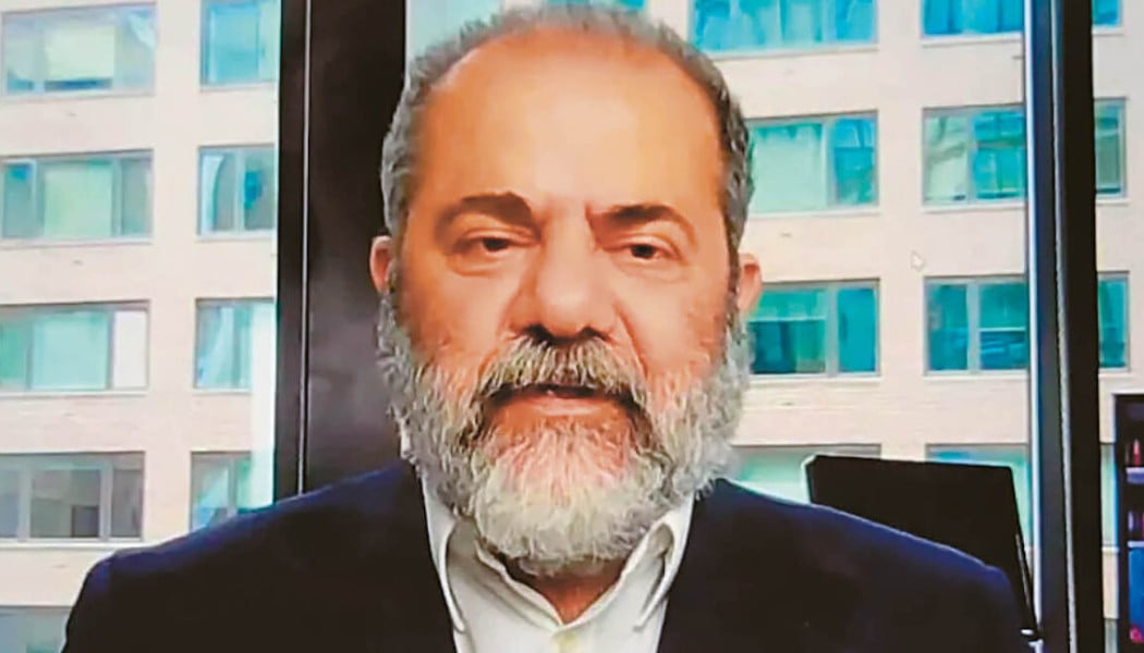 "Κεραμίδα" για Μιχάλη Ιγνατίου - Του ζητάει χρήματα η Αρχιεπισκοπή Αμερικής