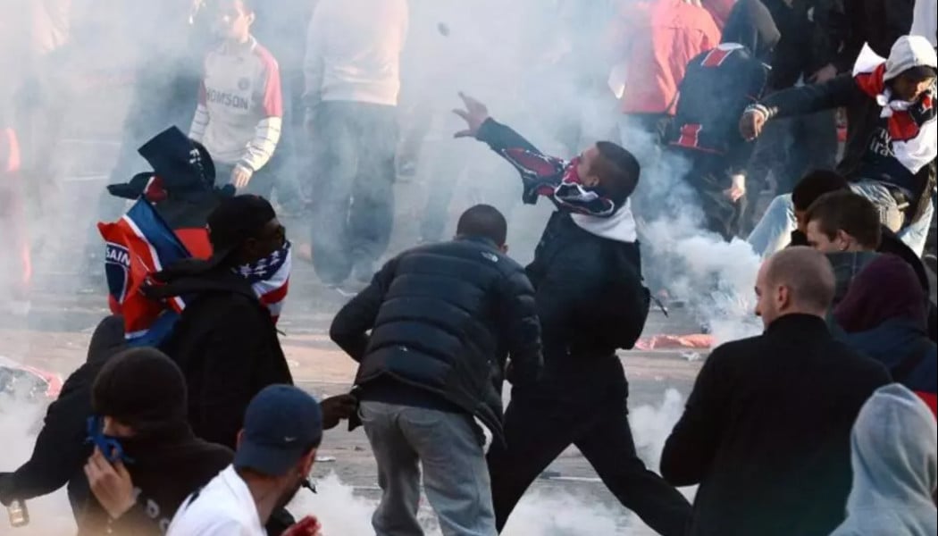 "Αίσχος και ντροπή"! Άγριο κράξιμο από Le Monde για τα επεισόδια στο Παρίσι