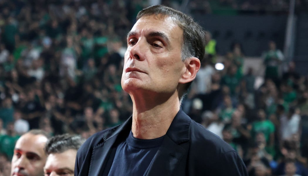 Ο Μπαρτζώκας τσακώθηκε με οπαδό του Παναθηναϊκού! (ΒΙΝΤΕΟ)