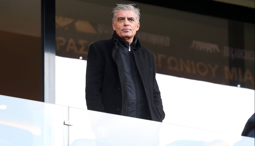 Μόνο ο Ευαγγελάτος έκατσε στο ίδιο τραπέζι με Αγγελόπουλους και DPG! (Vid)