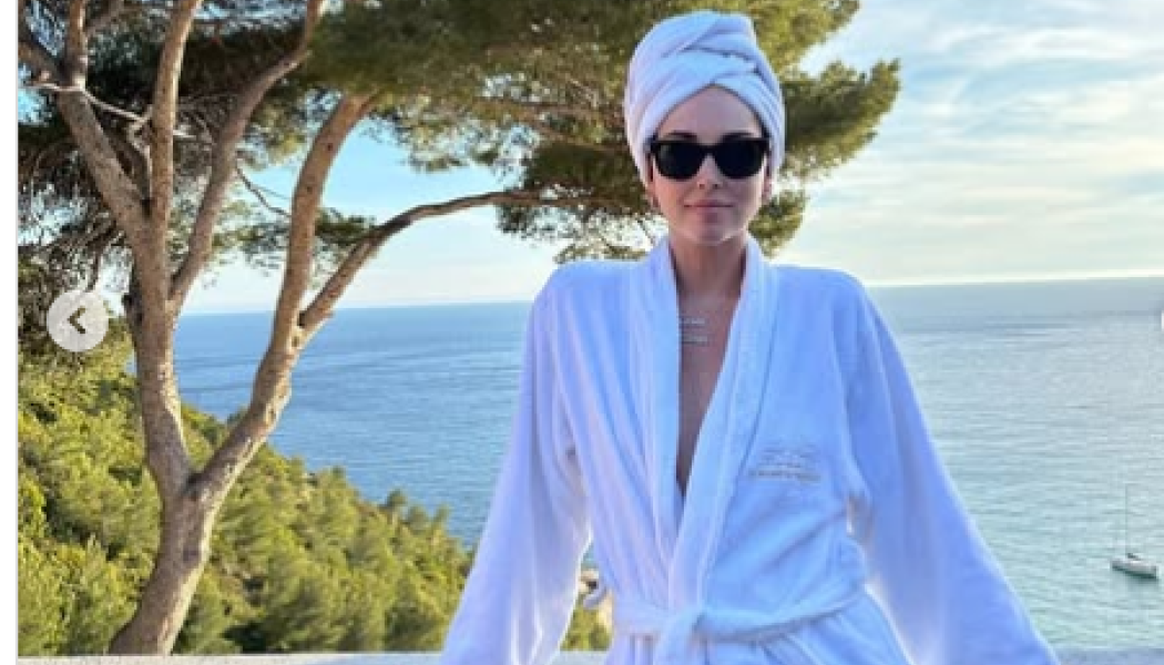 Το μοντέλο που γιορτάζει για την Κρεμονέζε: "Serie A baby" (ΦΩΤΟ)