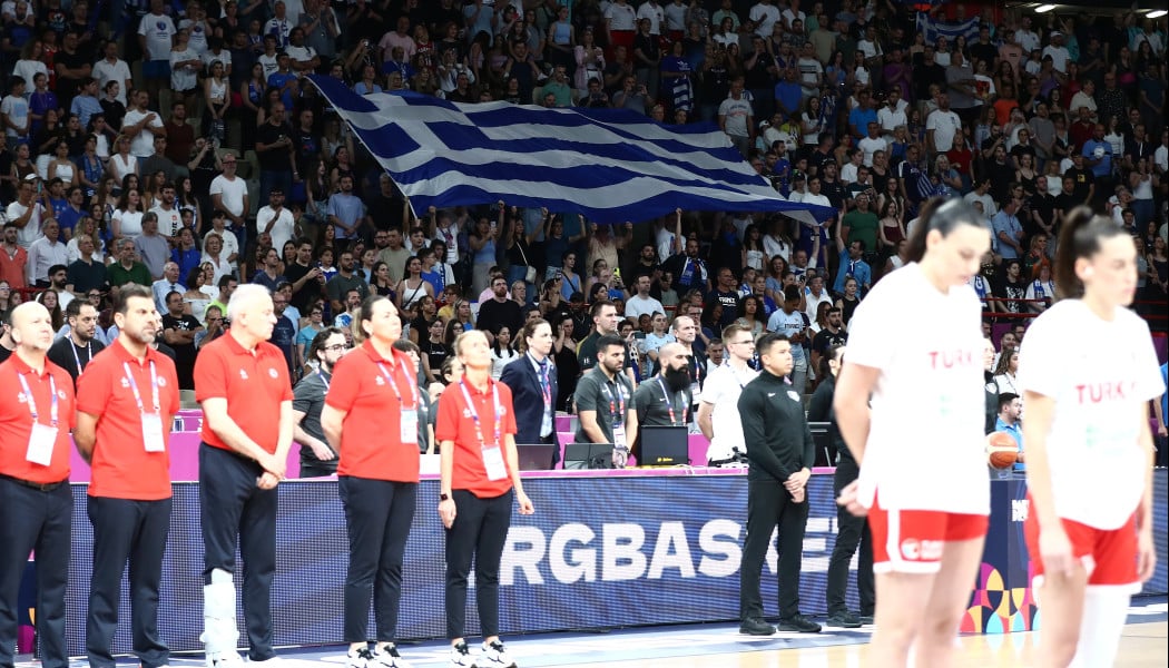 Γράφεται ιστορία στο ΣΕΦ! (ΒΙΝΤΕΟ)