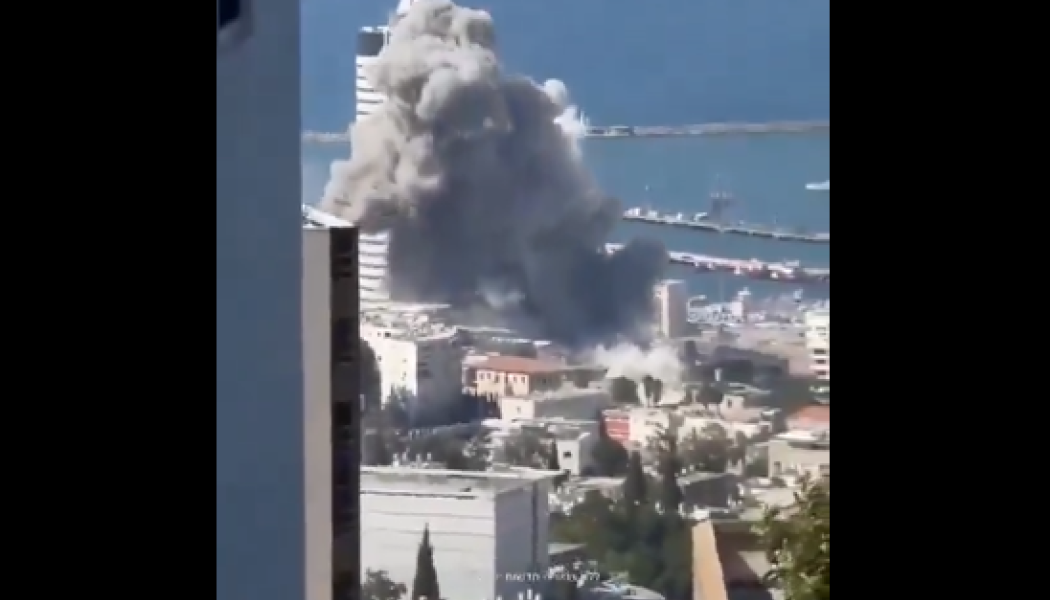 Τρομακτικό βίντεο από Ισραήλ: Ιρανικός πύραυλος χτυπά στη Χάιφα
