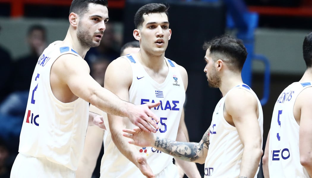 Ετοιμάζει βαλίτσες για ΗΠΑ Έλληνας διεθνής - Τον αποχαιρέτησε η ομάδα του!