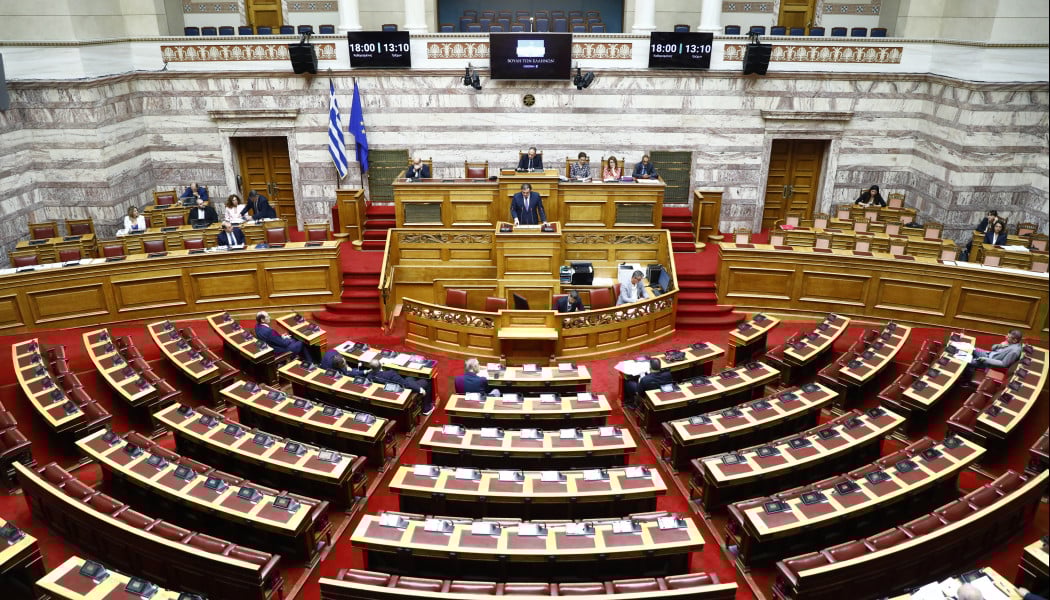 Σταθερότητα ή ανατροπή; Το επόμενο σκηνικό στο πολιτικό πεδίο!