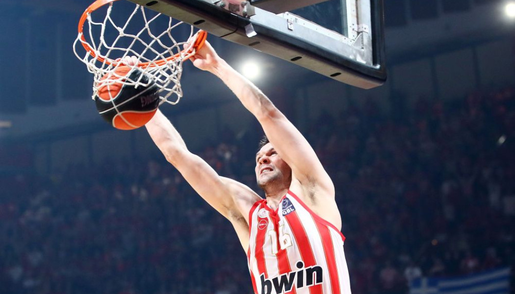 Επιστροφή Παπανικολάου - Έξω Λαρεντζάκης, Αντετοκούνμπο