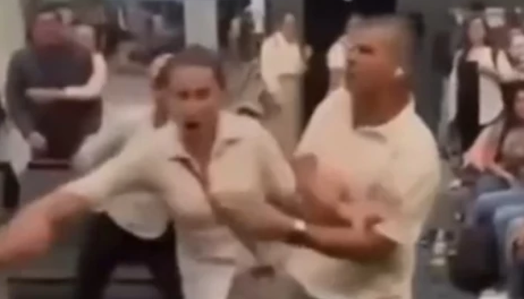 Άνδρας χαστούκισε γυναίκα σε αεροδρόμιο και έγινε χαμός (ΒΙΝΤΕΟ)