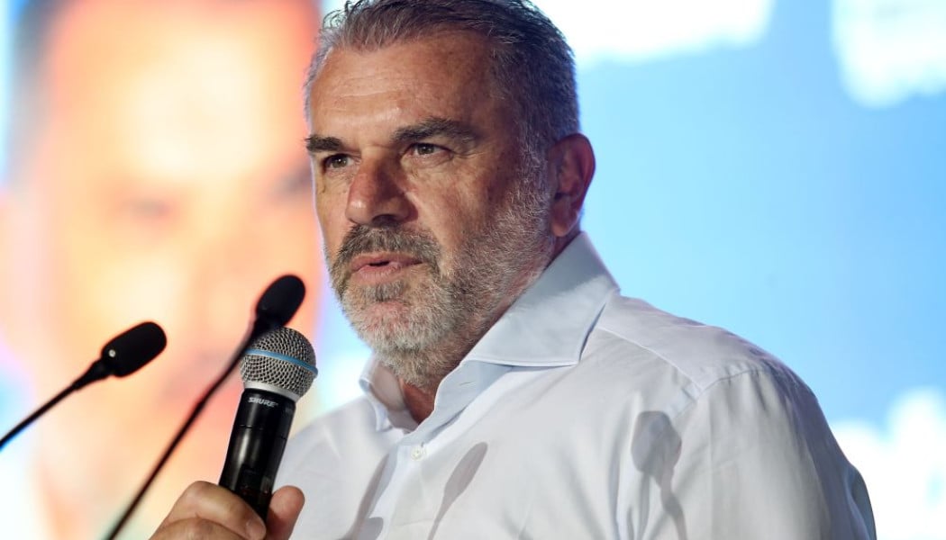 Και πώς να μην χαίρεται με Ποστέκογλου ο Μαρινάκης-"Μου αρέσει να κερδίζω"