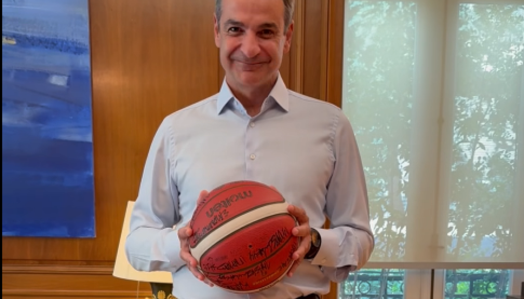 Η δικαίωση της Κυβέρνησης για το F4 και η ευχή Μητσοτάκη για Ολυμπιακό-ΠΑΟ!