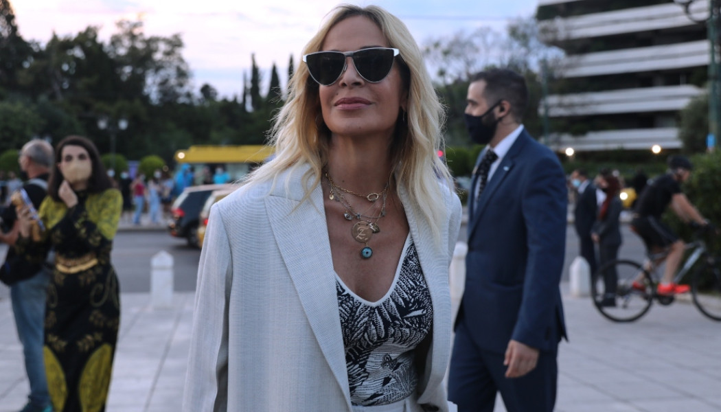 "Έριξε" το Καλλιμάρμαρο η Βίσση - Η έναρξη της μεγάλης της συναυλίας!