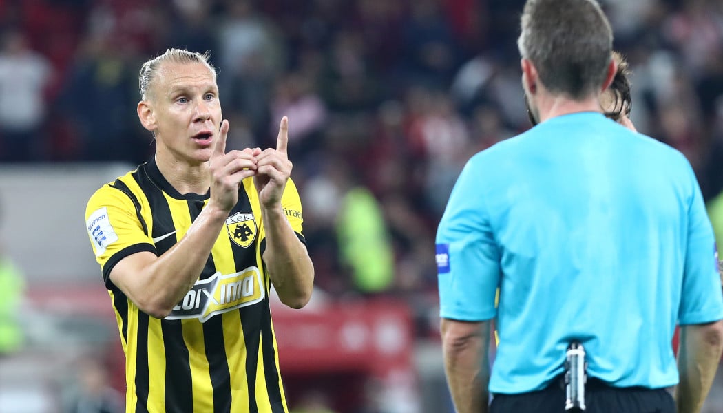 Καρέ-καρέ το πέναλτι για το 1-0 του Ολυμπιακού - Τεράστια ευθύνη Βίντα!