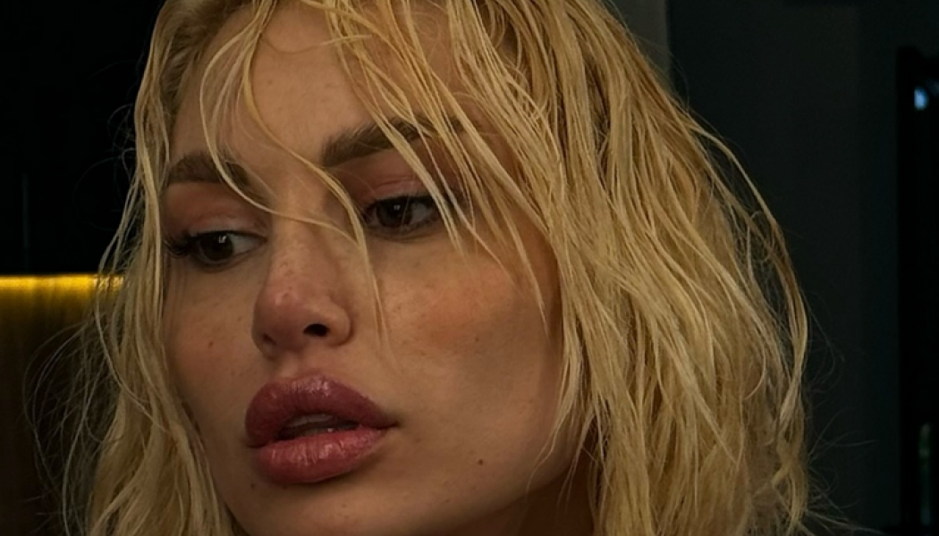 Η ασύλληπτα σέξι κίνηση της Αλεξάνδρας Παναγιώταρου