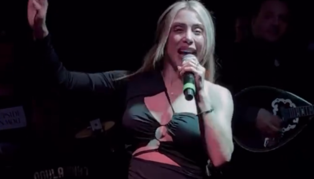 Παραλίγο ατύχημα: Ελληνίδα τραγουδίστρια στην πίστα χωρίς εσώρουχα και...!