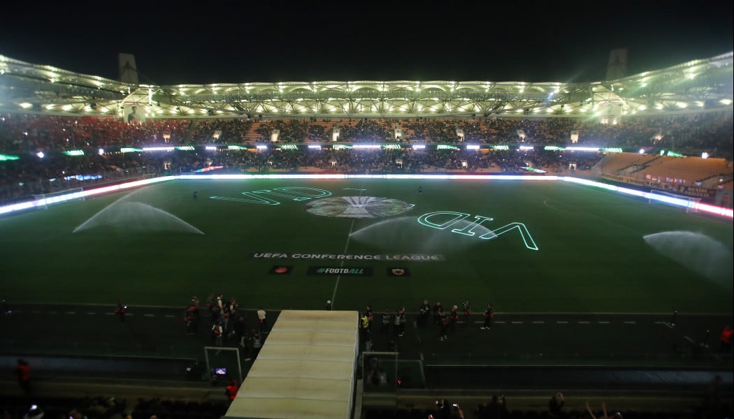 Τσουχτερά πρόστιμα από UEFA στην ΑΕΚ για τα λέιζερ