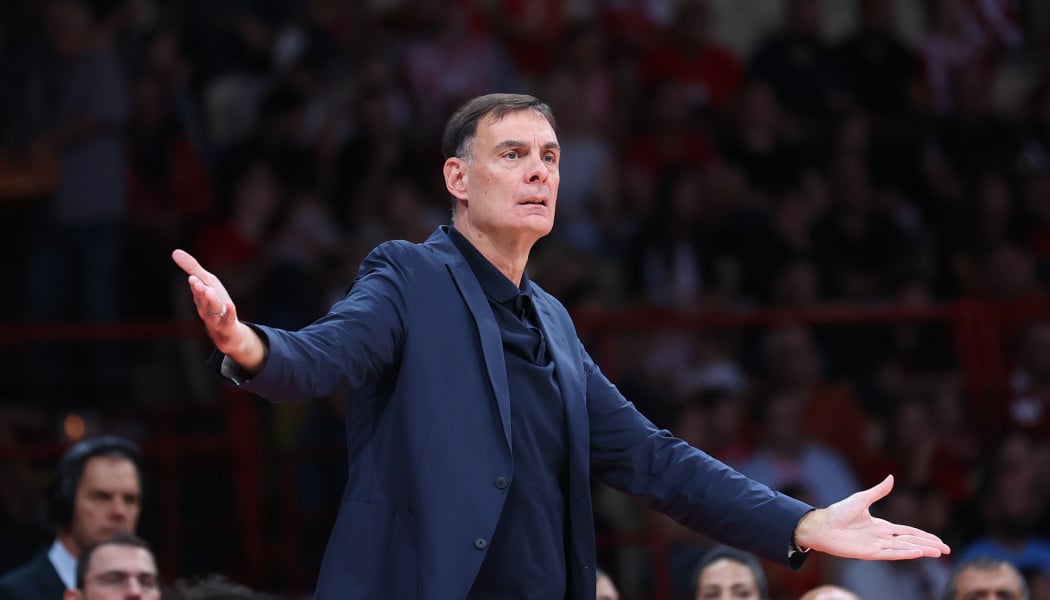 Μπαρτζώκας: «Στην τελευταία περίοδο παίξαμε άμυνα, πριν δεν...»