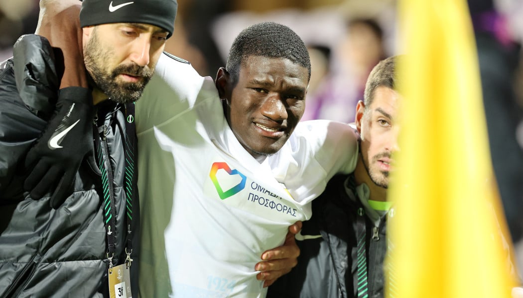 Νέο ΣΟΚ στην ΑΕΚ με Ζίνι - Αποχώρησε με τρομερούς πόνους! (ΒΙΝΤΕΟ)