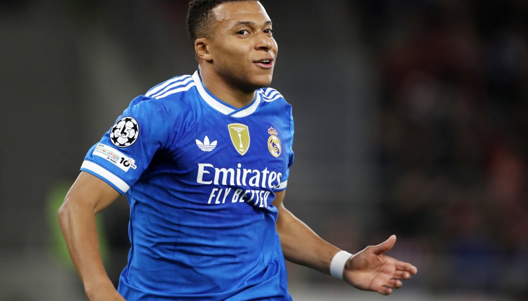 Τα τέσσερα γκολ του Μπαπέ στο «Γ. Καραϊσκάκης» (ΒΙΝΤΕΟ)