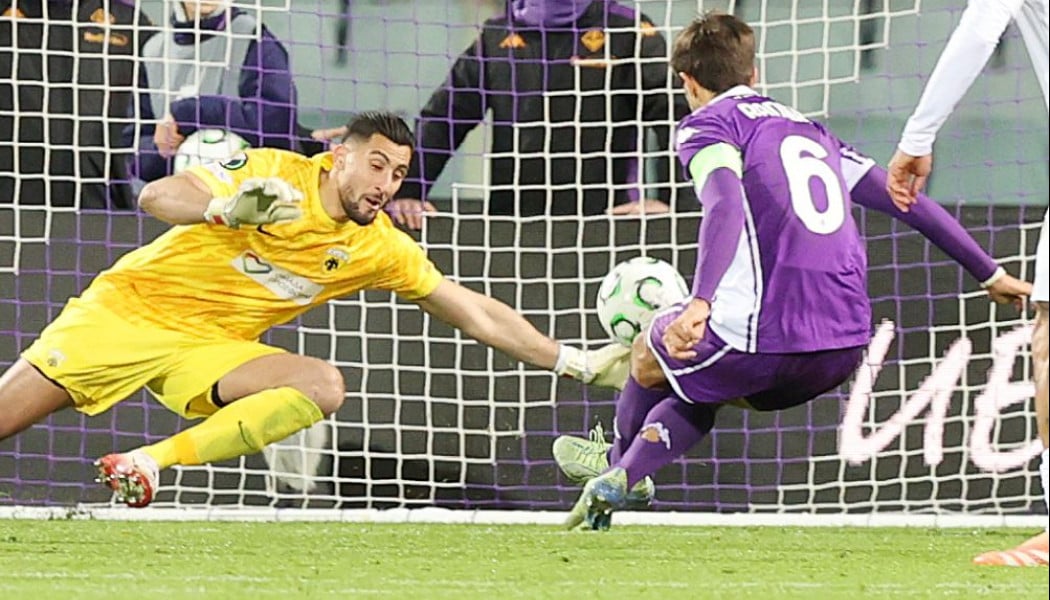 Νέο ακυρωθέν γκολ για οφσάιντ της Φιορεντίνα - Κρατά γερά η ΑΕΚ (Vid)