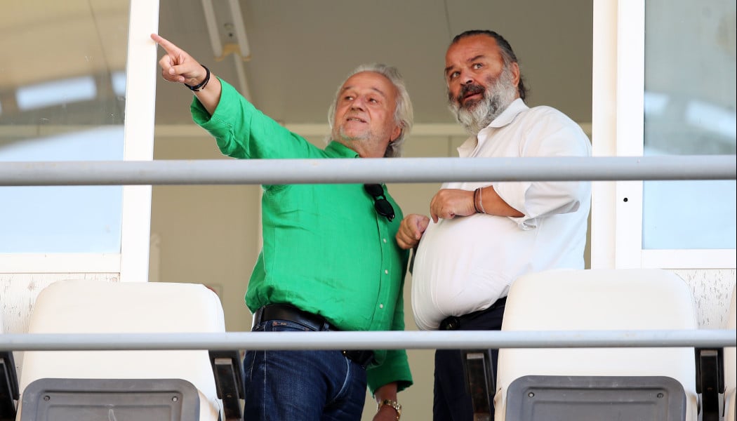 Φούντωσαν οι φήμες για ΑΕΚ - Θα δώσει 1,5 εκατ. ευρώ στον Κομπότη;