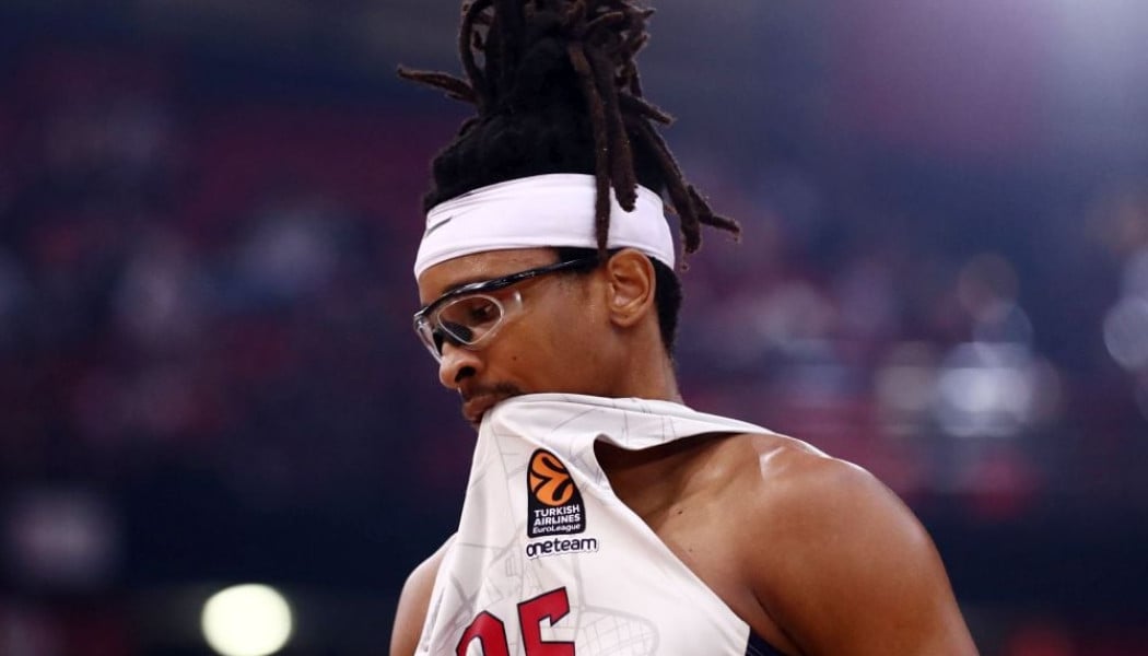 Ο Μονέκε αμφιβάλλει για τον Φαρίντ στον ΠΑΟ - "Αν έρθει ο Μπάσεϊ..."