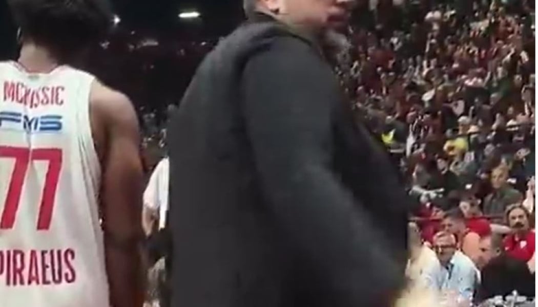 Ποιος έδιωξε την κάμερα της Euroleague στο κρίσιμο τάιμ άουτ του Ολυμπιακού